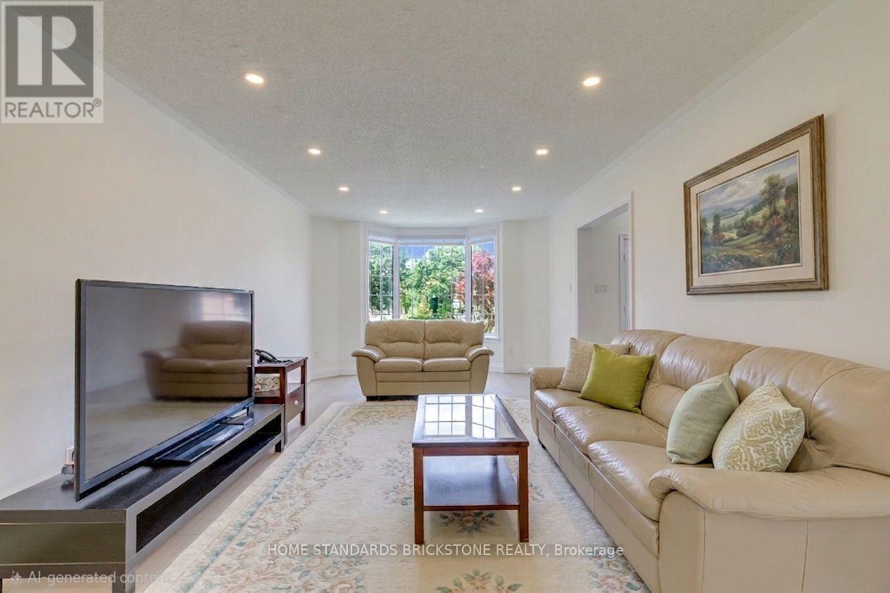15 SAMUEL CRESCENT - 12