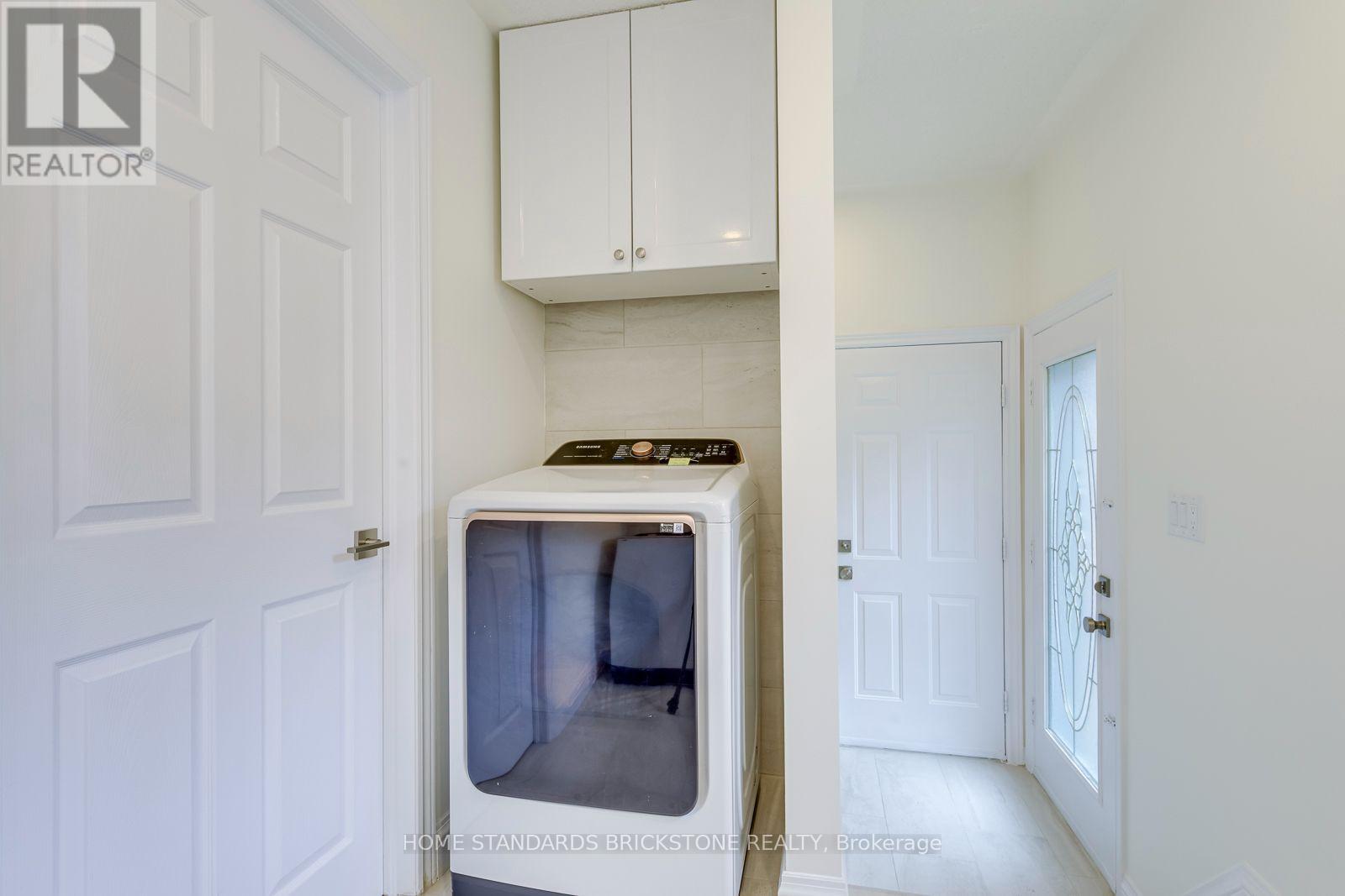 15 SAMUEL CRESCENT - 15