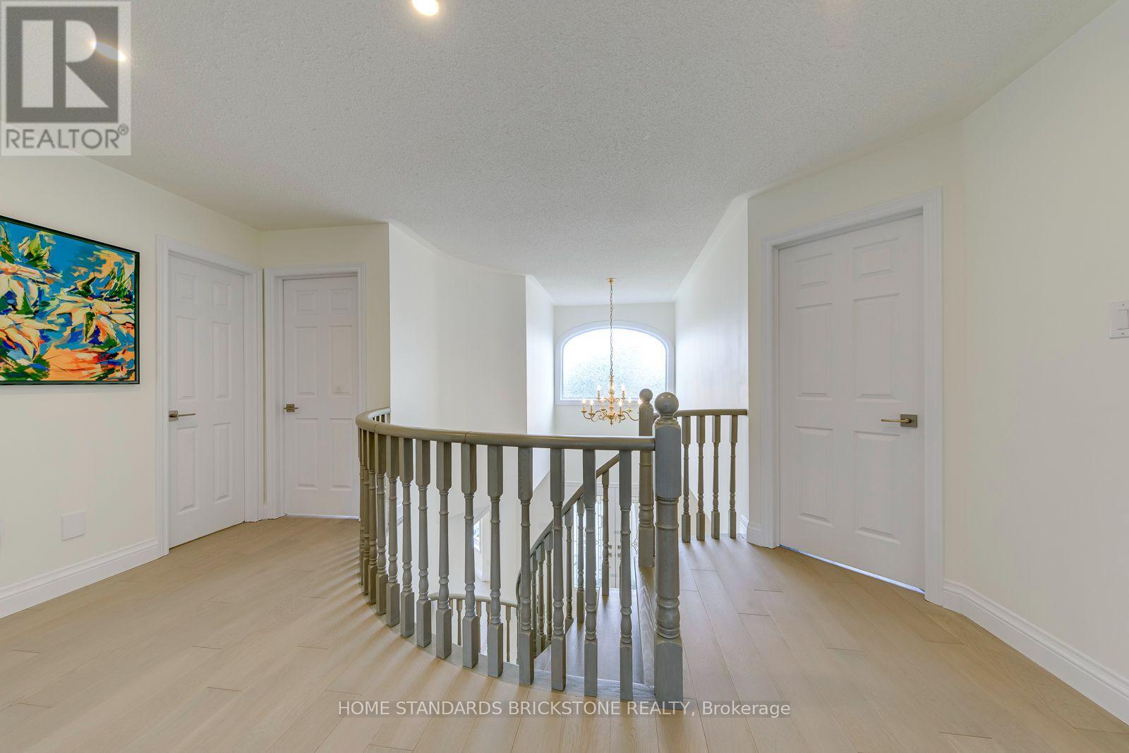 15 SAMUEL CRESCENT - 17