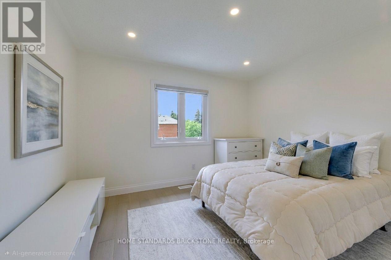 15 SAMUEL CRESCENT - 27
