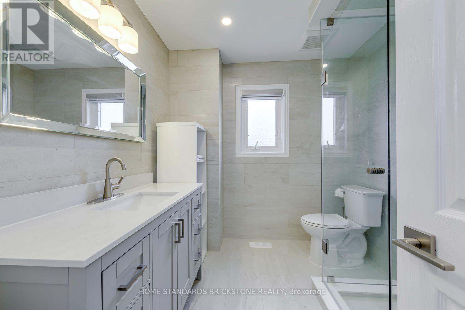 15 SAMUEL CRESCENT - 31