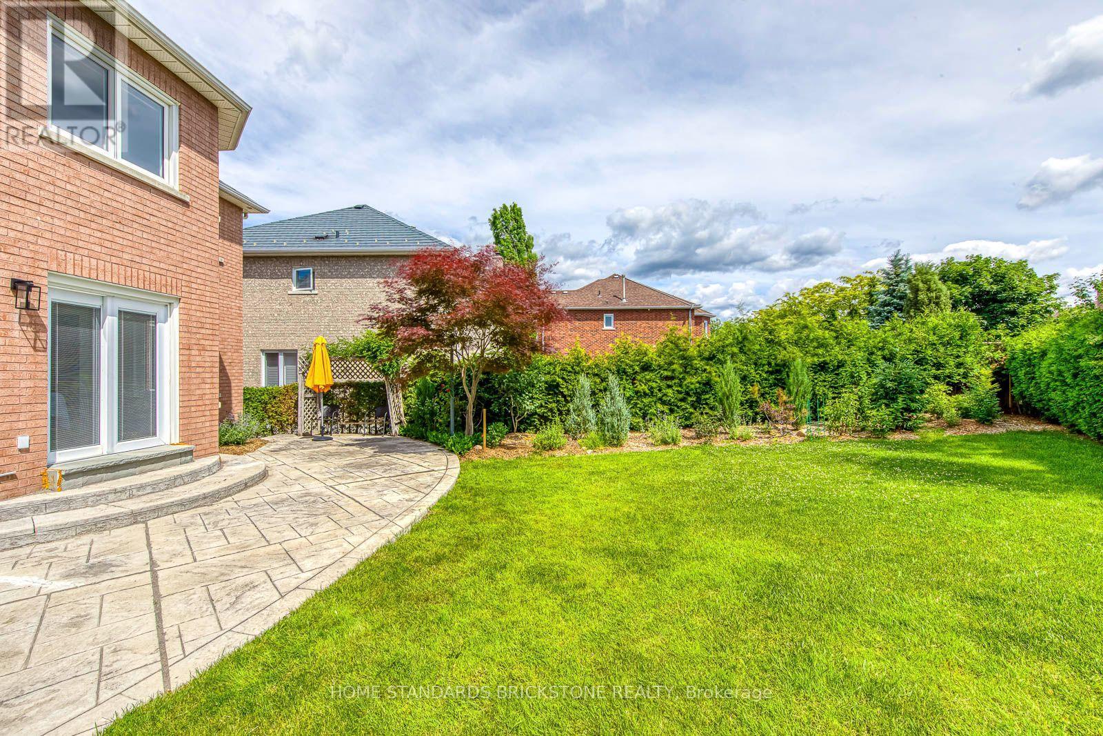 15 SAMUEL CRESCENT - 42