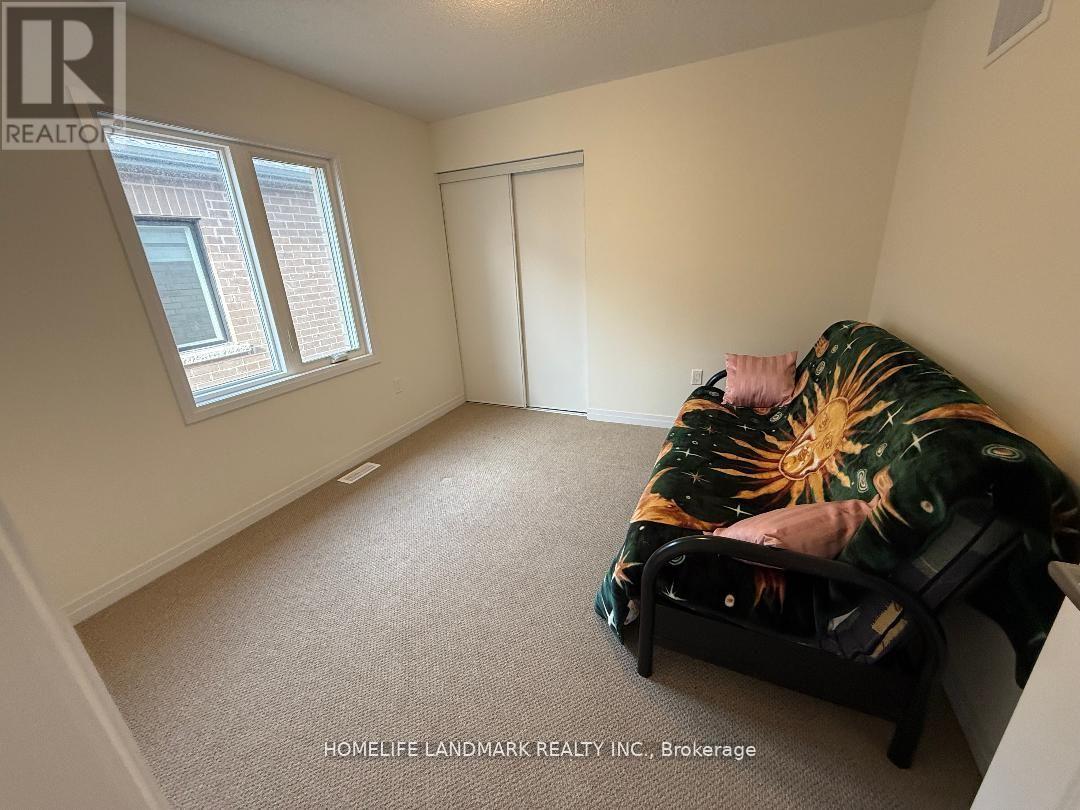 18 TYLER AVENUE - 25