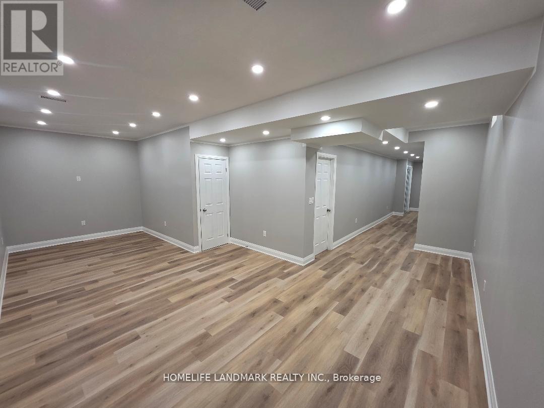 18 TYLER AVENUE - 37
