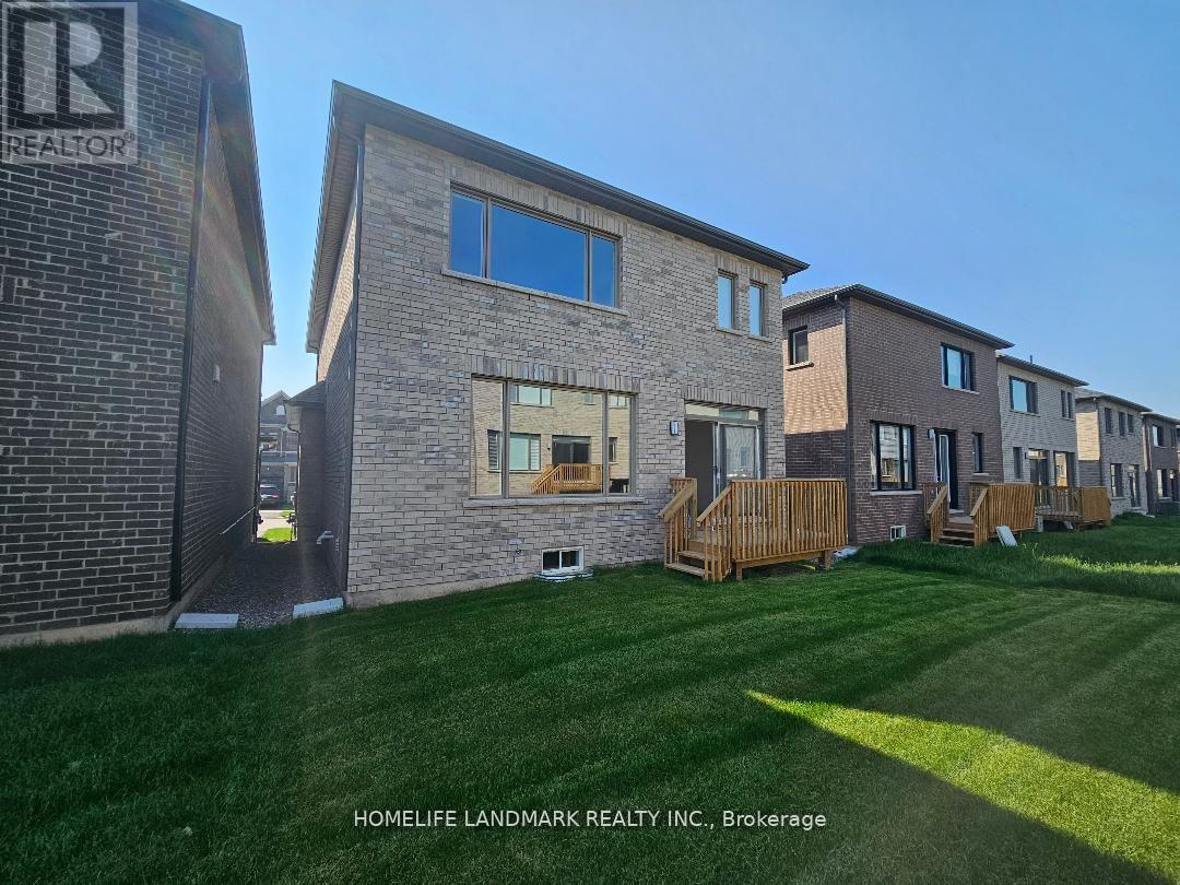18 TYLER AVENUE - 39