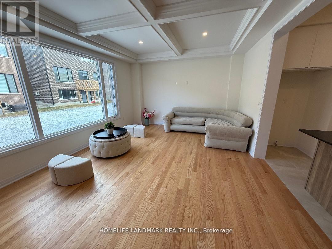 18 TYLER AVENUE - 7