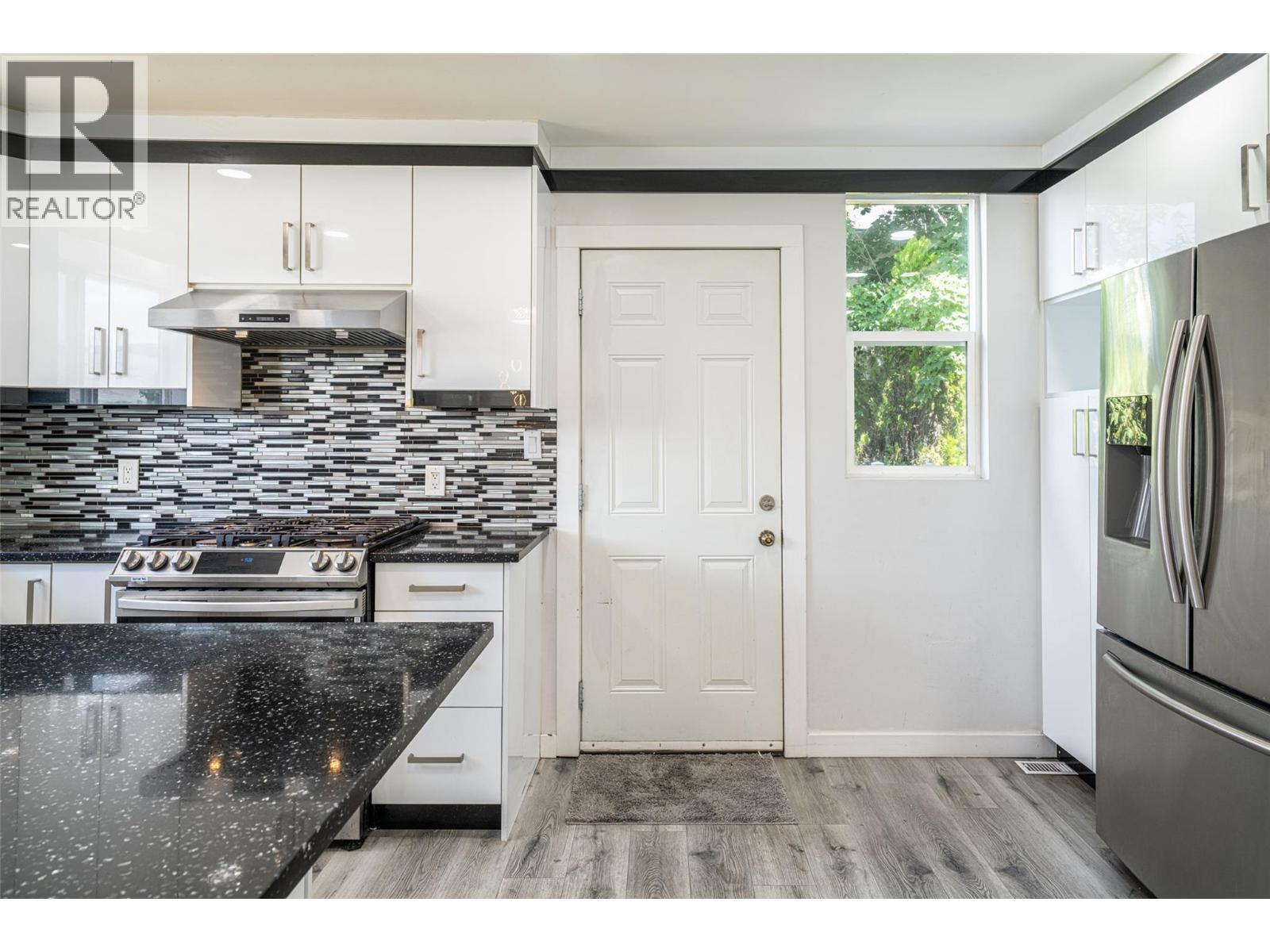 3802 21 Avenue - Image 18