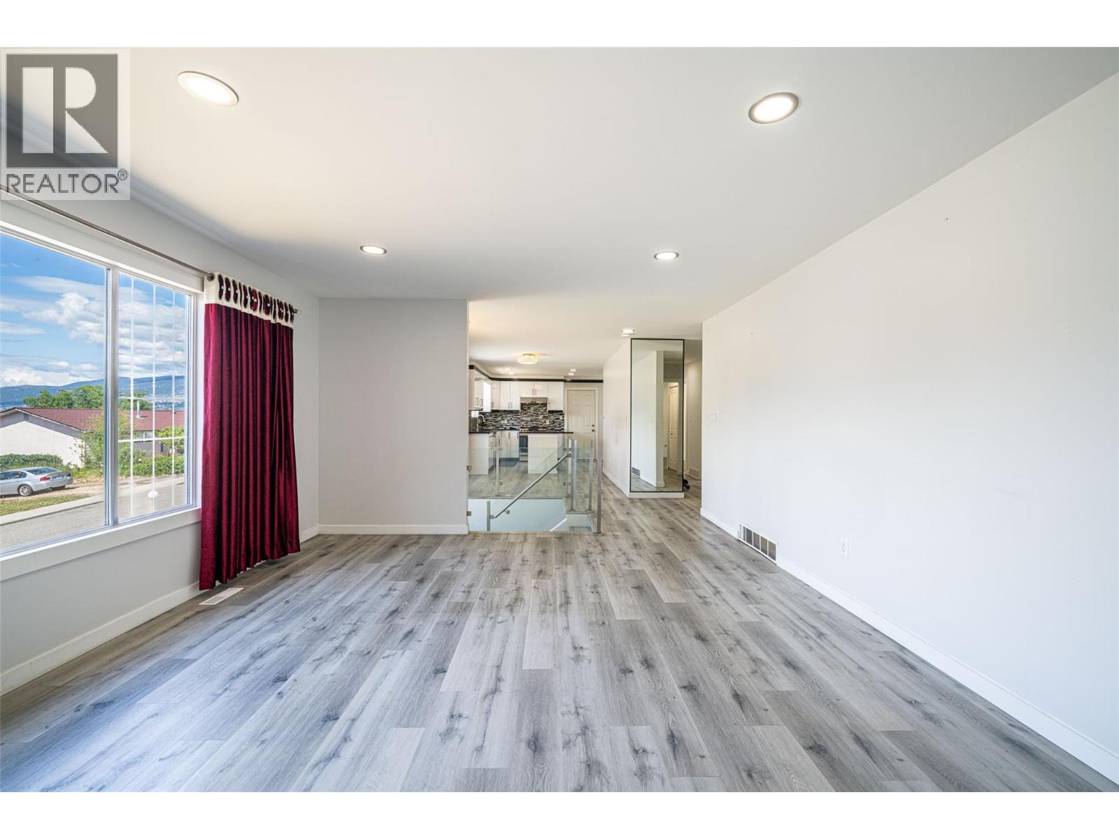 3802 21 Avenue - Image 11