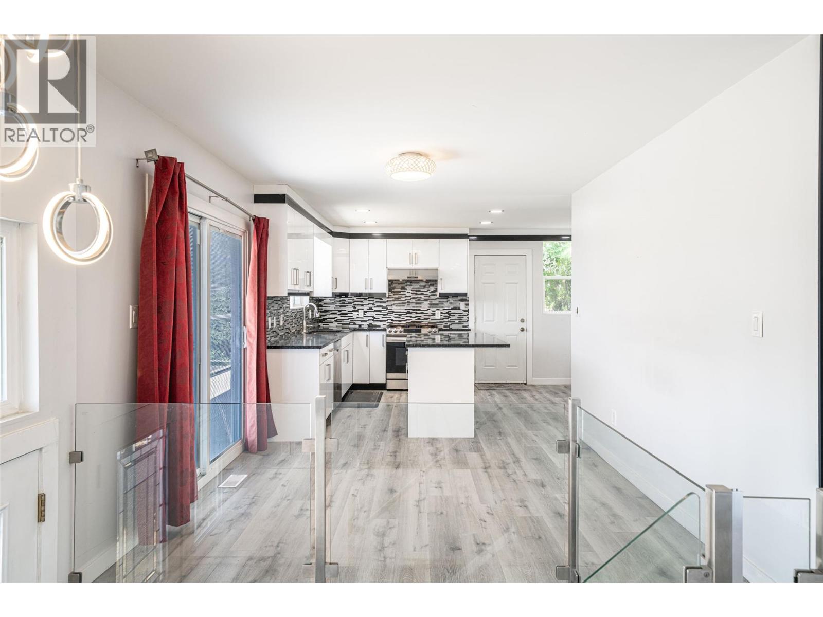 3802 21 Avenue - Image 14
