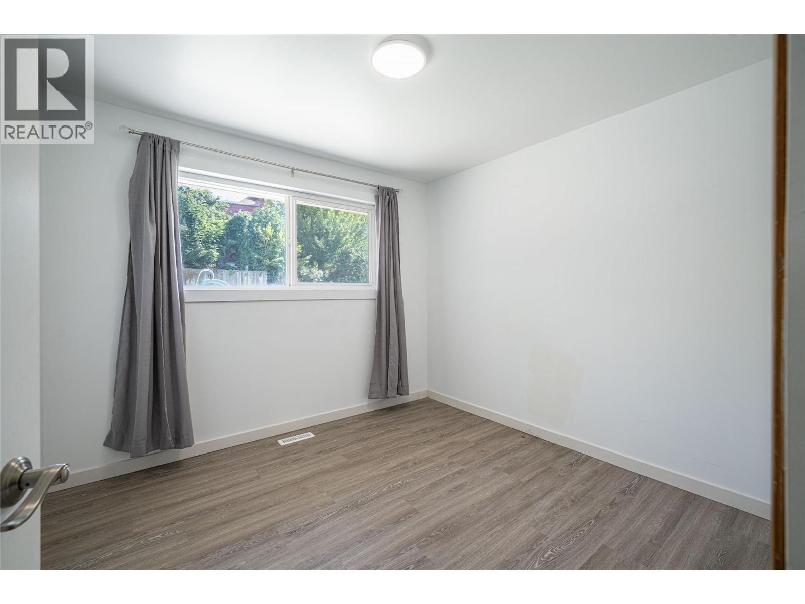 3802 21 Avenue - Image 27