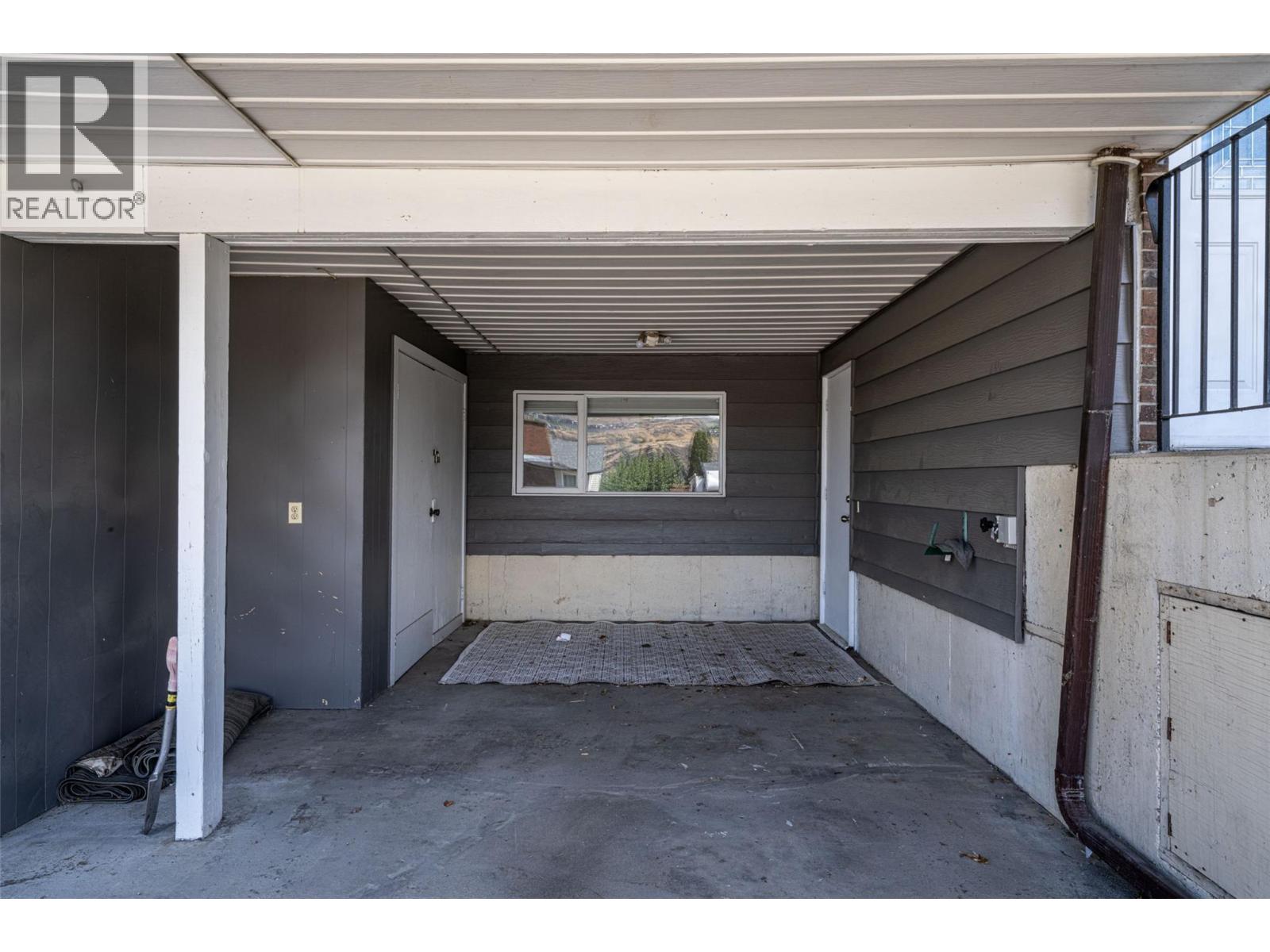 3802 21 Avenue - 71