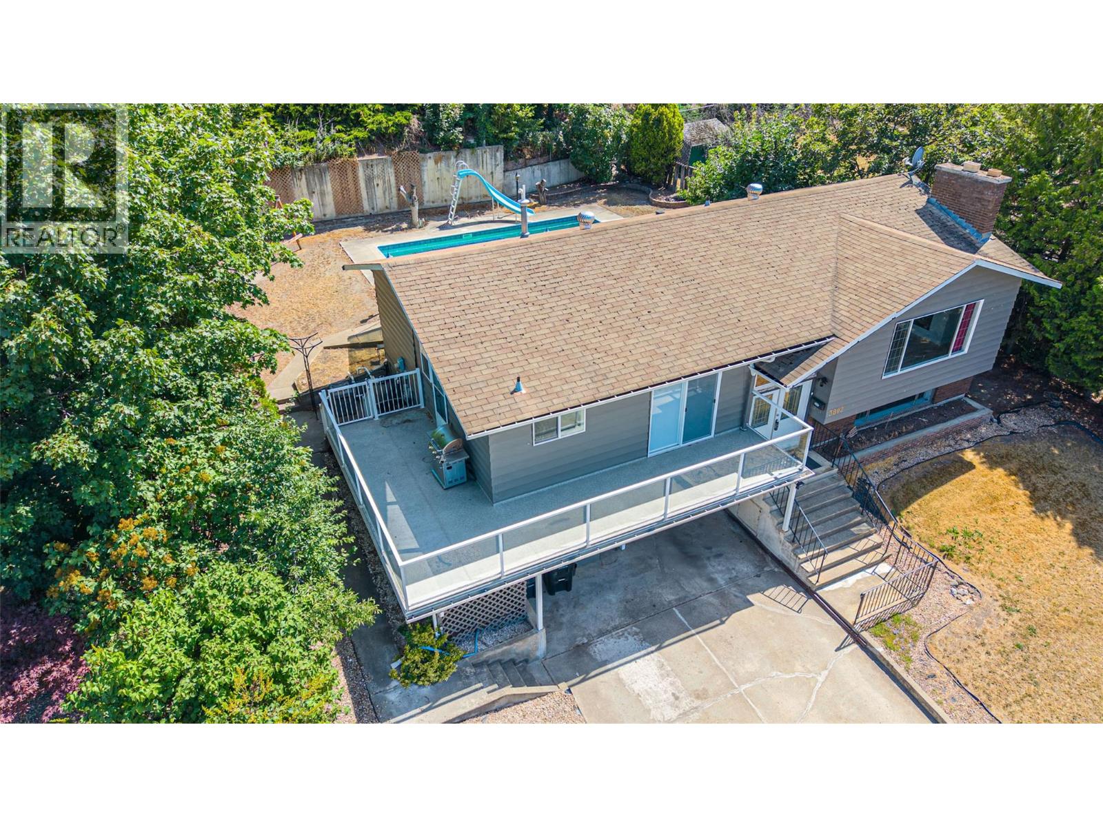 3802 21 Avenue - 74