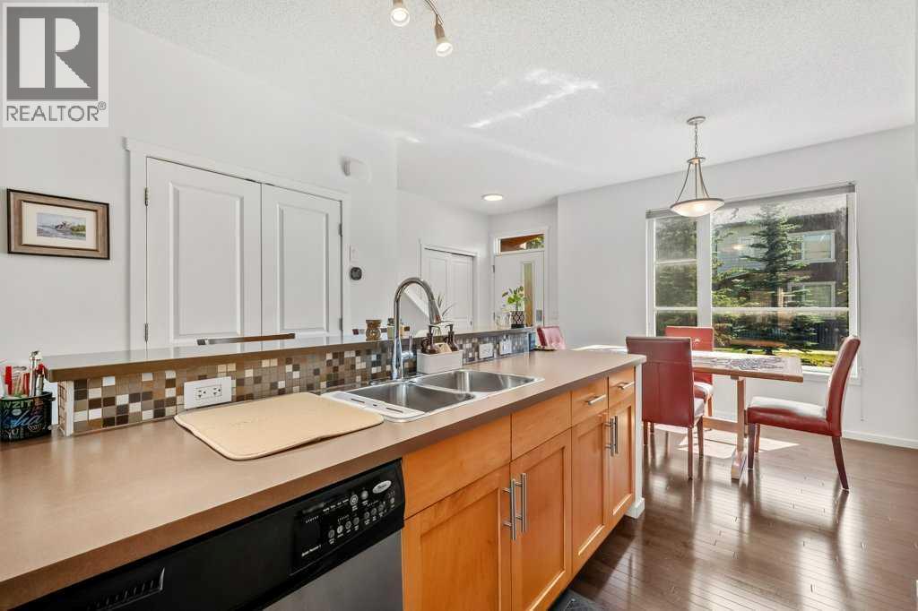 150 Chapalina Square SE - 6