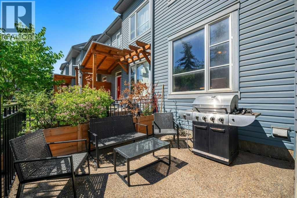 150 Chapalina Square SE - 27
