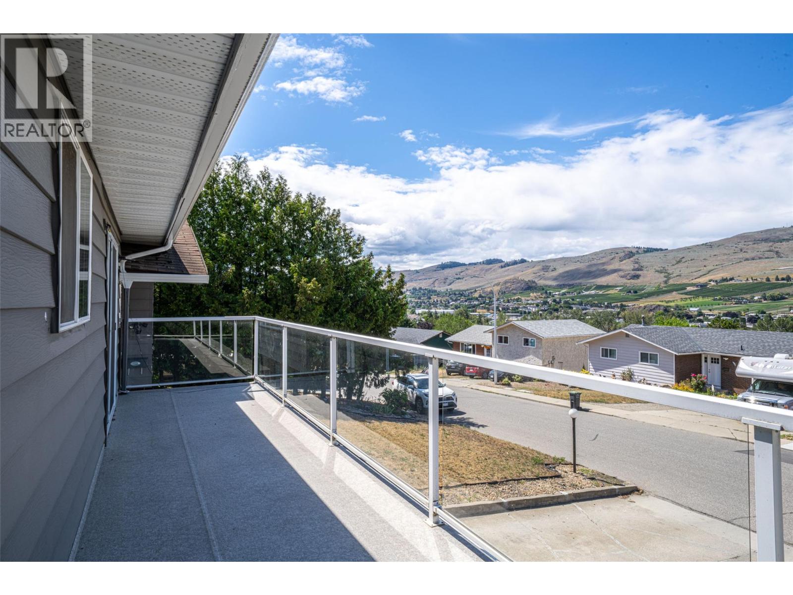 3802 21 Avenue - 68