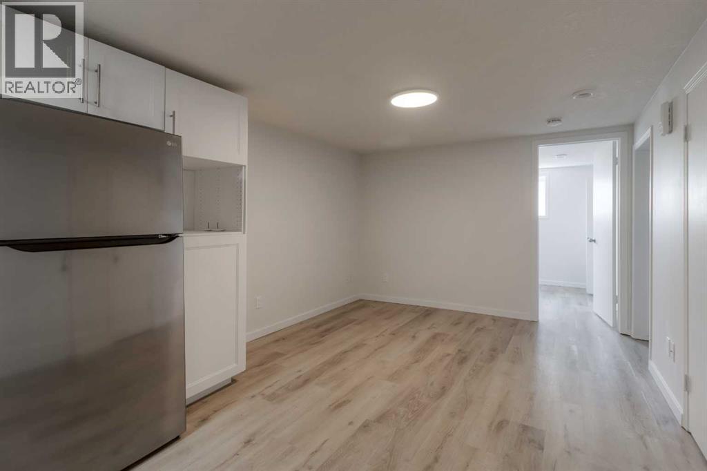 830 9 Street N - 25