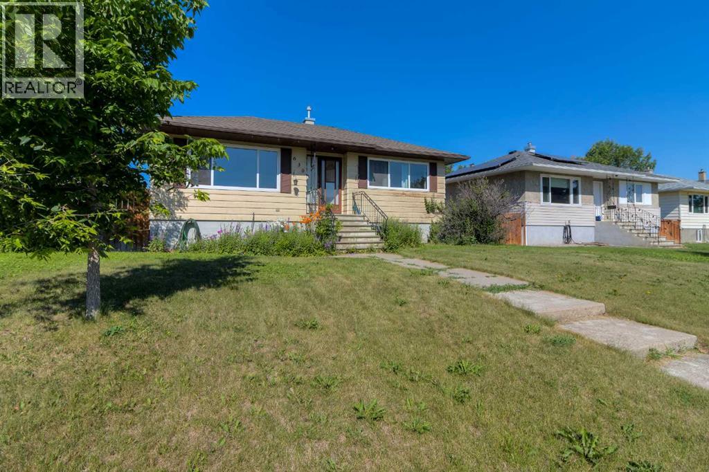 630 10 Street N - 3