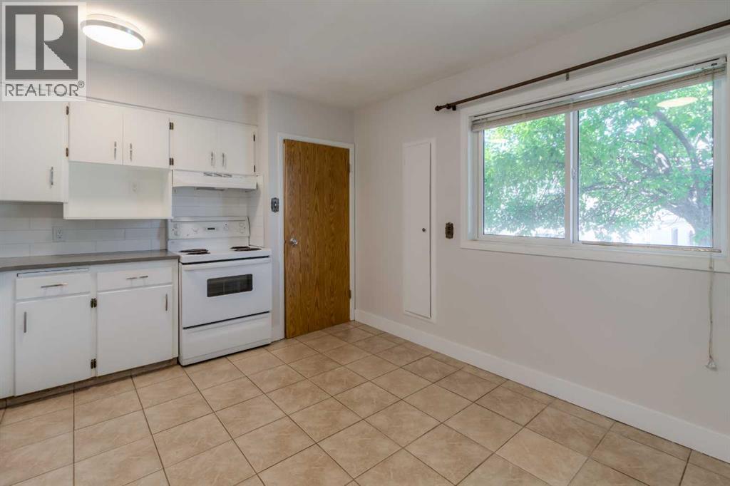 630 10 Street N - 8