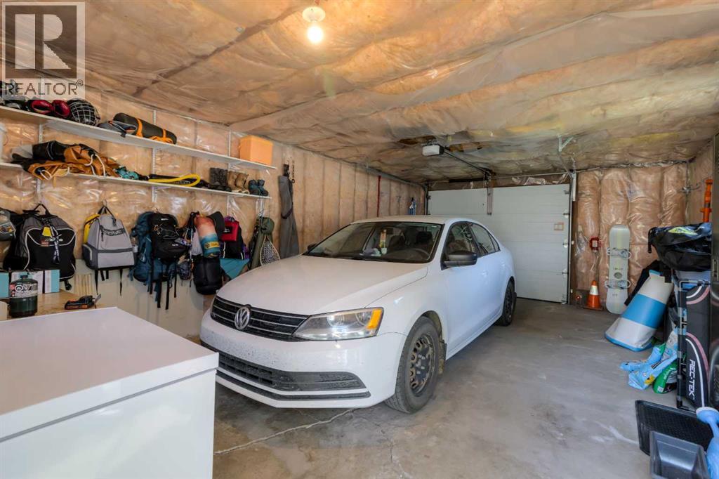 630 10 Street N - 36