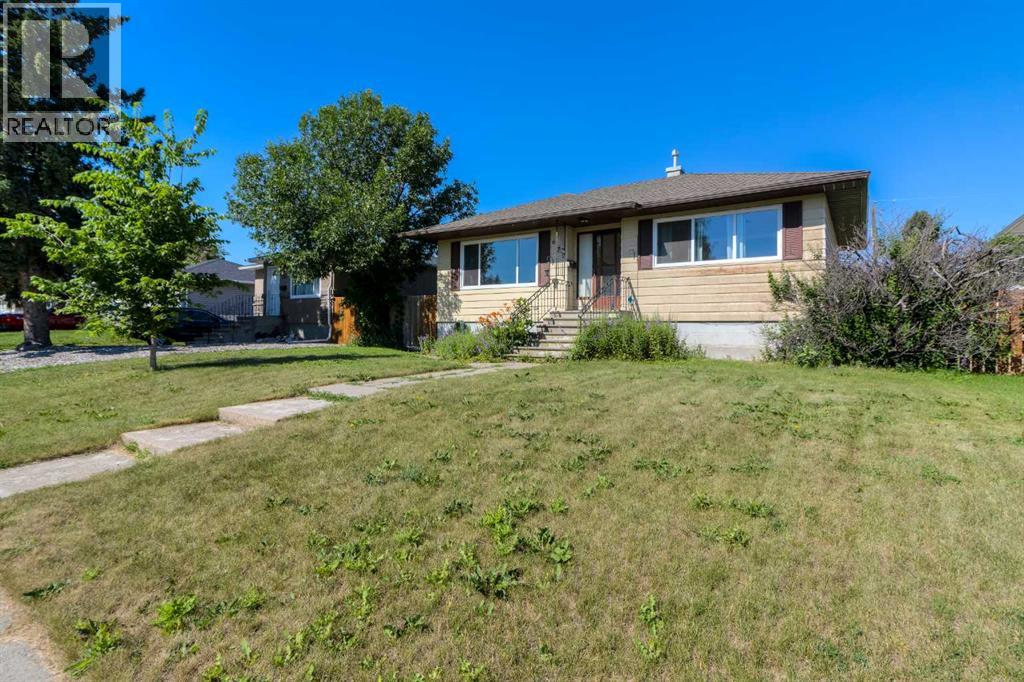 630 10 Street N - 2