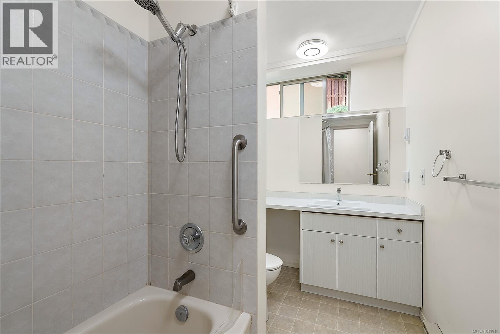 4607 Boulderwood Dr - 32
