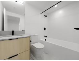 29xx 13738 Central Avenue, Surrey, BC V3T0X5 Photo 14