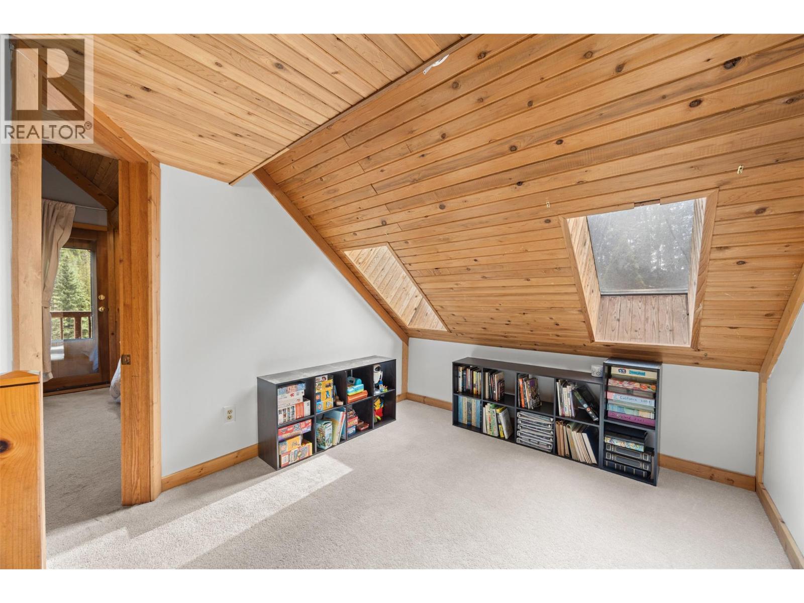 10737 Highway 33 E - 25