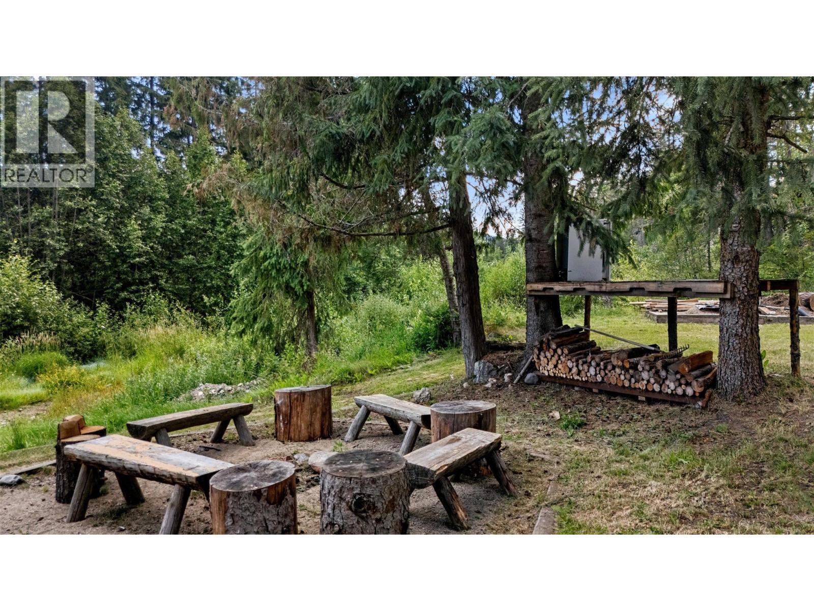10737 Highway 33 E - 64