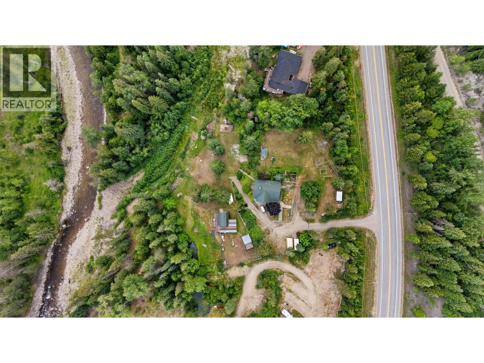 10737 Highway 33 E - 69
