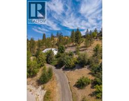 11451 Dakota Road, Lake Country, BC V4V1X1 Photo 15