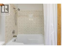 11451 Dakota Road, Lake Country, BC V4V1X1 Photo 36