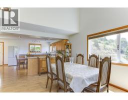 11451 Dakota Road, Lake Country, BC V4V1X1 Photo 24