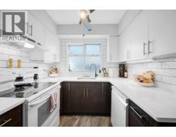 101 611 Blackford Street, New Westminster, BC V3M1R7 Photo 12