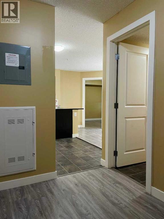#6210 403 Mackenzie Way SW - 19