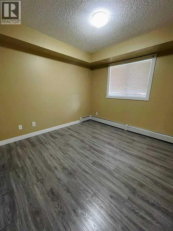 #6210 403 Mackenzie Way SW - 26