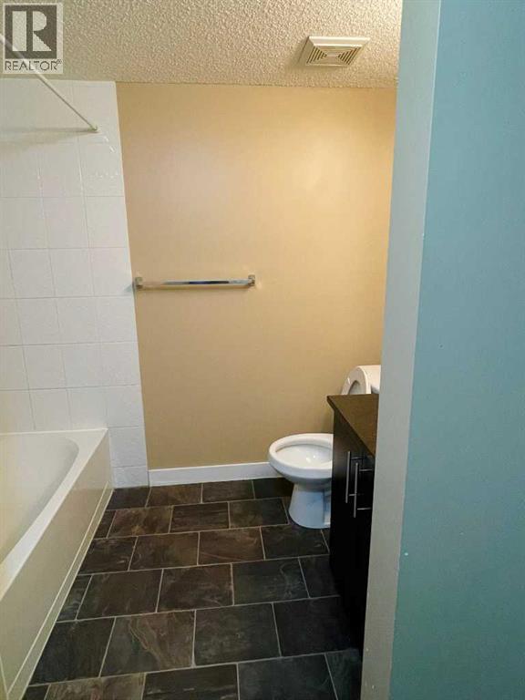 #6210 403 Mackenzie Way SW - 22