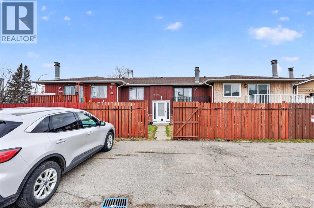 #E 1203 44 Street SE - 23