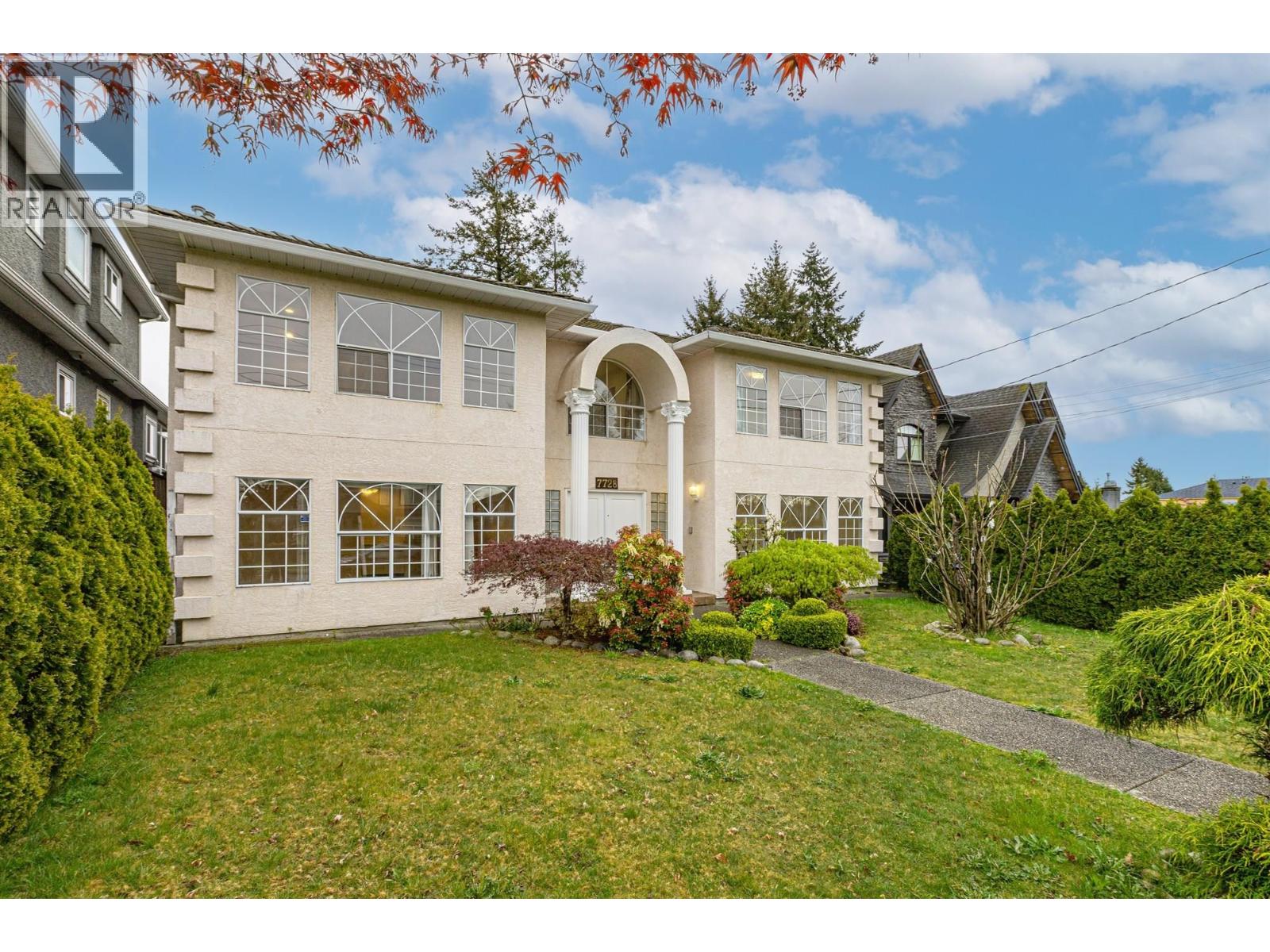 7 Bed, 4 Bath House for Sale in Burnaby – 7728 MARY AVENUE, Burnaby – MLS# R3147876