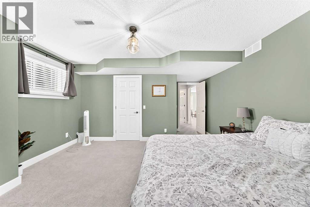 39 Ravine Drive - 40