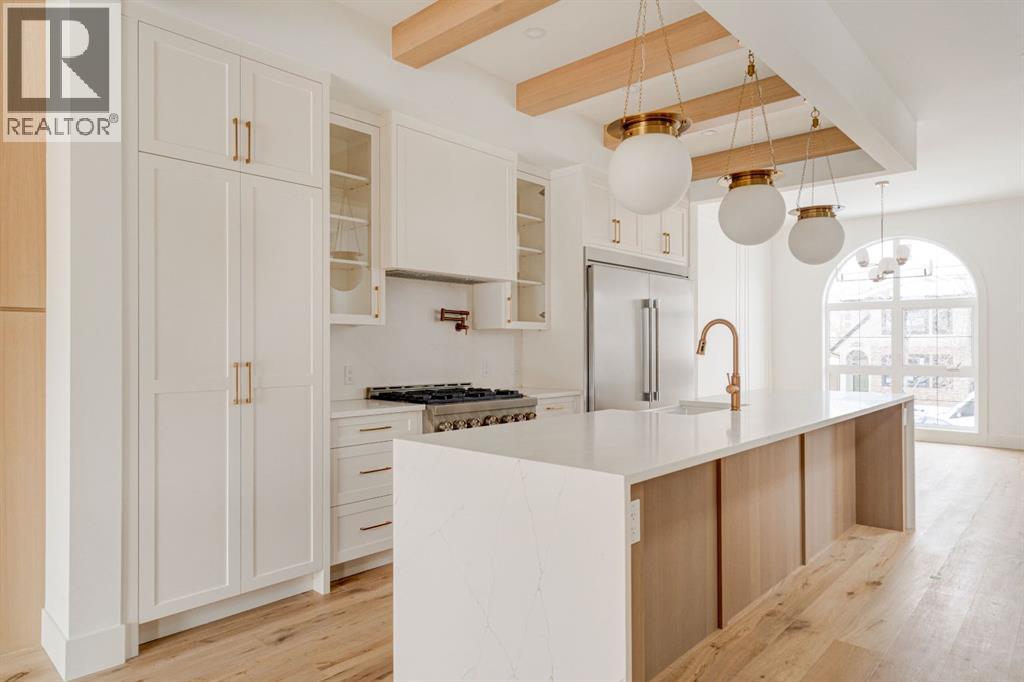 2447 29 Avenue SW - 12