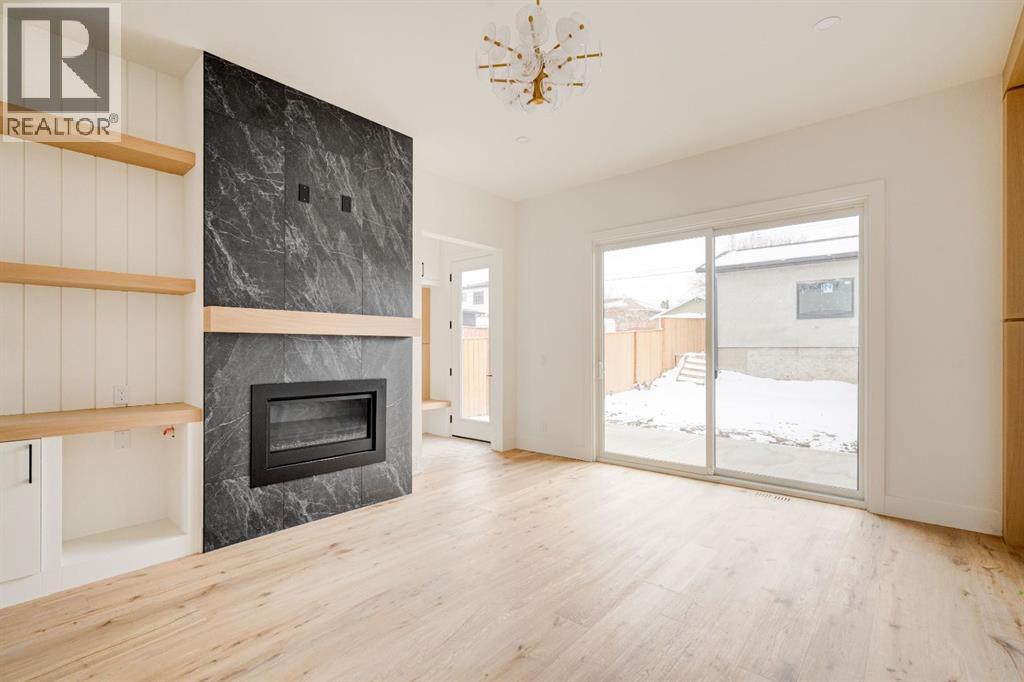 2447 29 Avenue SW - 13
