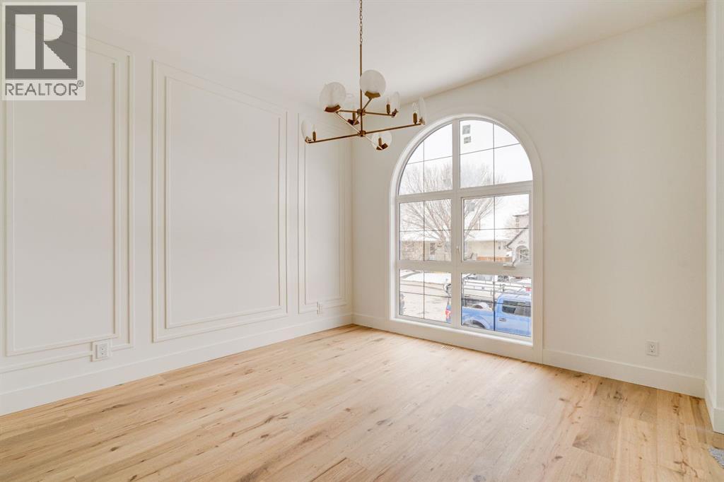 2447 29 Avenue SW - 19