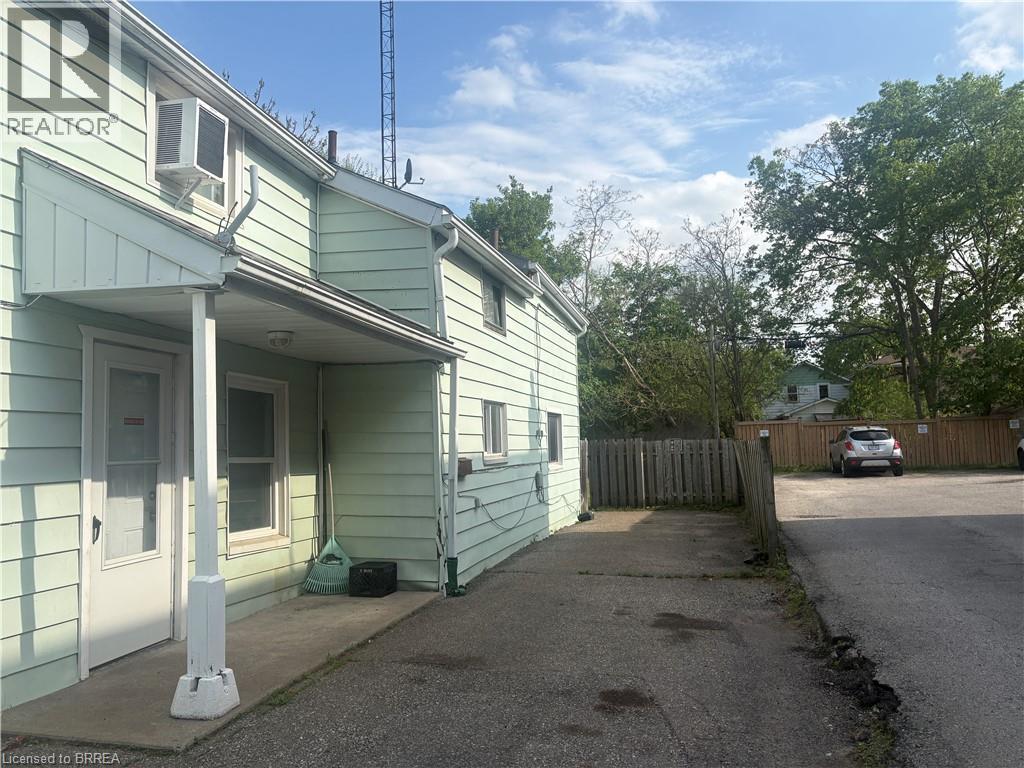 13 SHERIDAN Street - 3