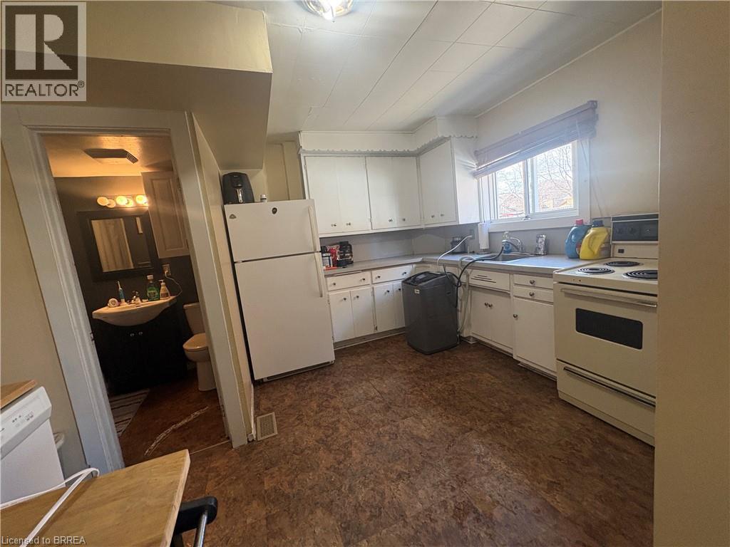 13 SHERIDAN Street - 13