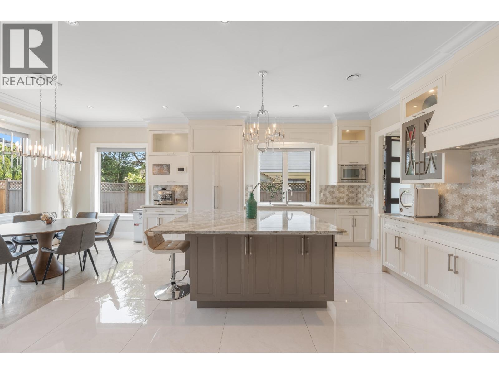 5 Bed, 6 Bath House for Sale in Richmond – 7160 PARRY STREET, Richmond – MLS# R3148472 - Image 16