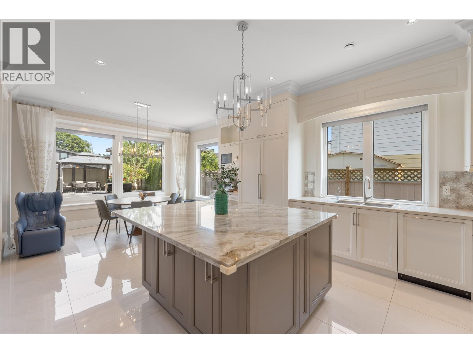 5 Bed, 6 Bath House for Sale in Richmond – 7160 PARRY STREET, Richmond – MLS# R3148472 - Image 18
