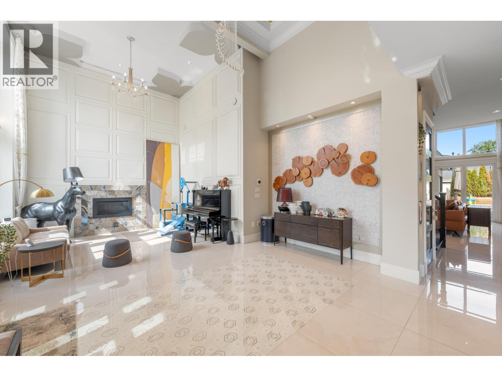 5 Bed, 6 Bath House for Sale in Richmond – 7160 PARRY STREET, Richmond – MLS# R3148472 - Image 5