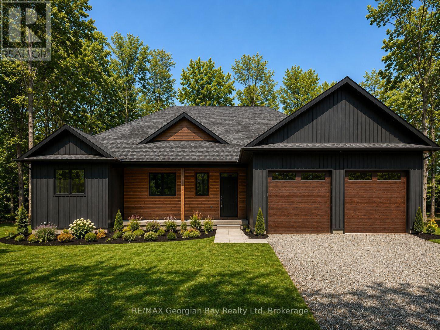 49 BEAUFORT CRESCENT - 1