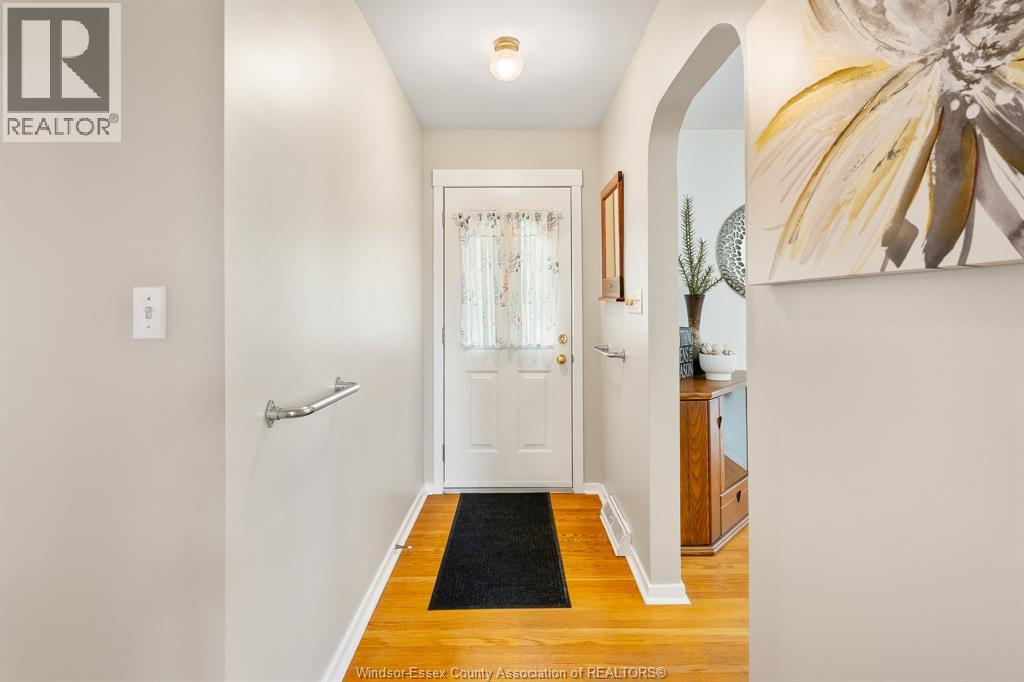 34 Melrose AVENUE - 11