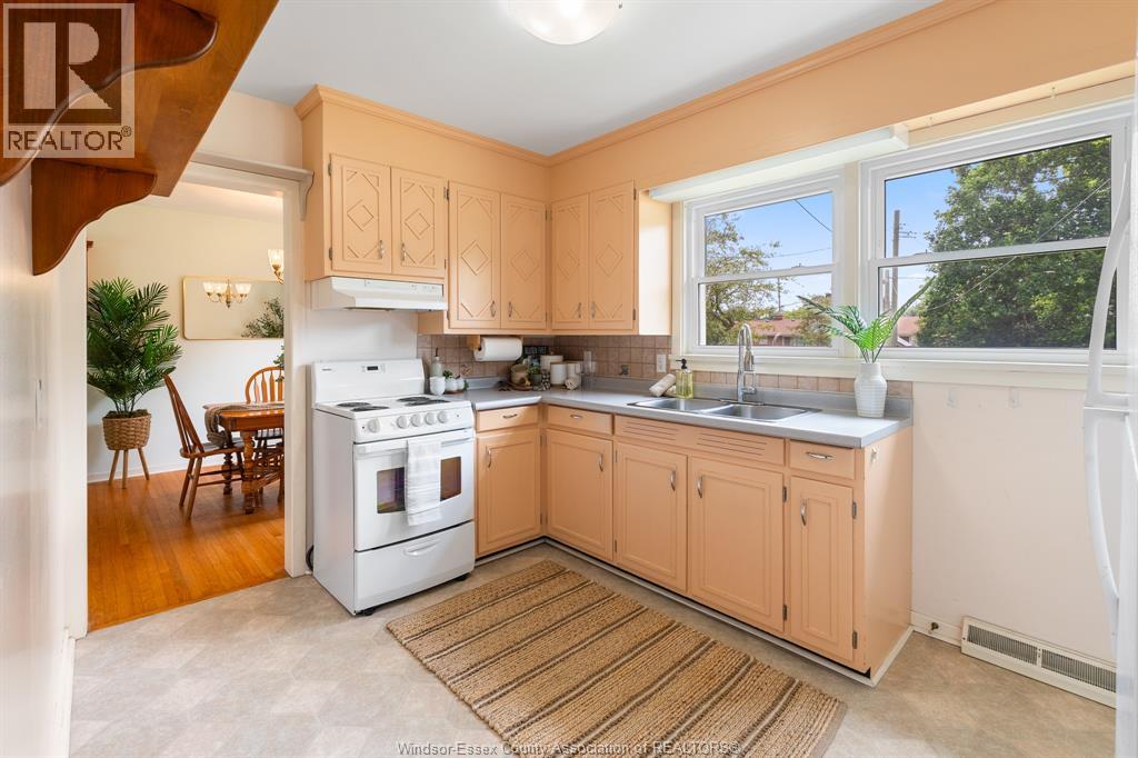 34 Melrose AVENUE - 18